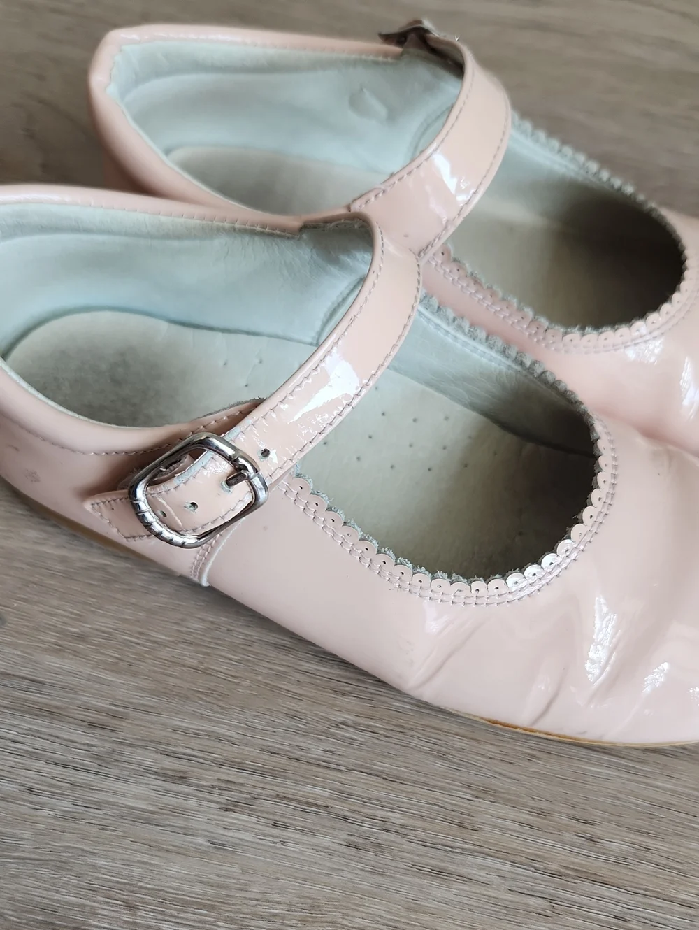 Bambi Girls Pink Patent Mary Jane Shoes Made In Spain Size EU 29/ US 11.5/ 12